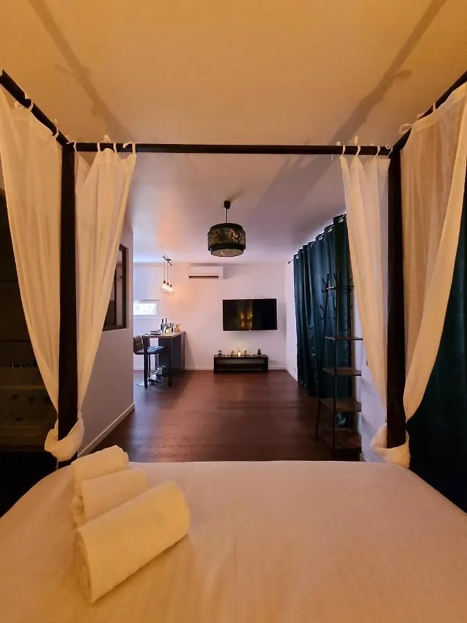 Chalet Privatif / Suite Romantique Love Balneo Le Castellet   Le Castellet (Var)