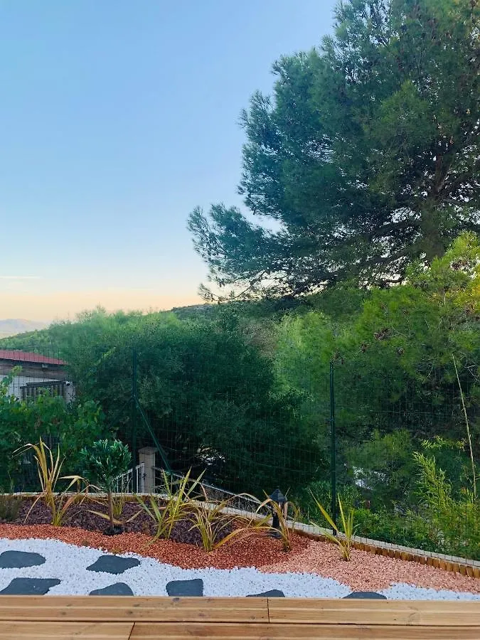 Chalet Privatif / Suite Romantique Love Balneo Le Castellet  0*, Le Castellet (Var)